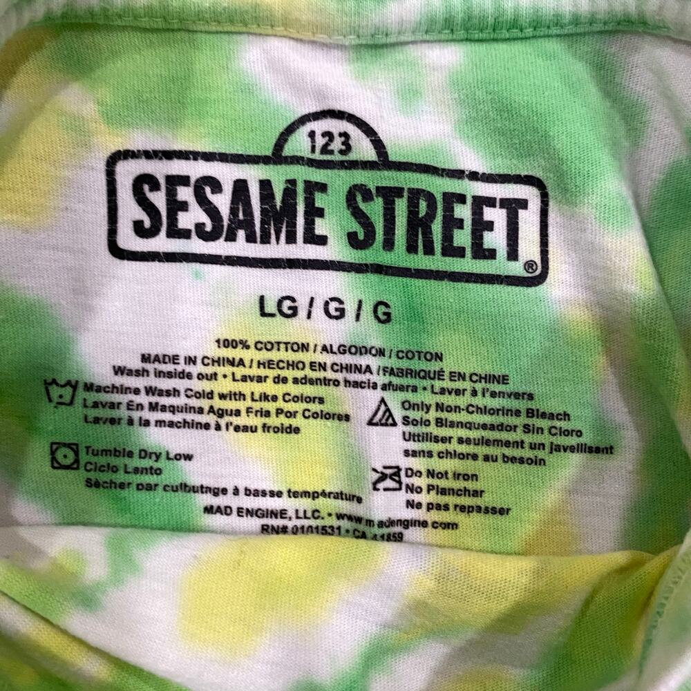 Sesame Street Cookie Monster Tee Size Large Tie-Dye Hippie Style T-Shirt - Picture 4 of 6